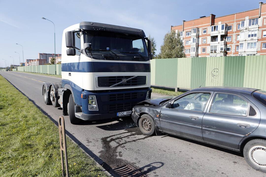 Avarija Jūrininkų prospekte