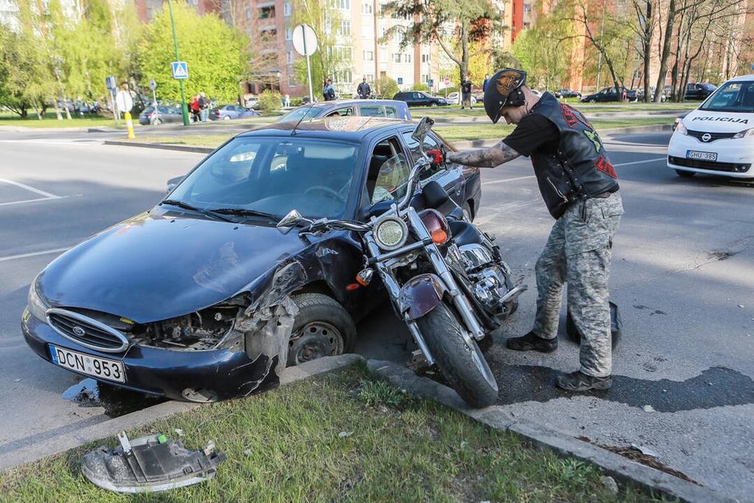 Autoįvykiuose dalyvavo motociklai