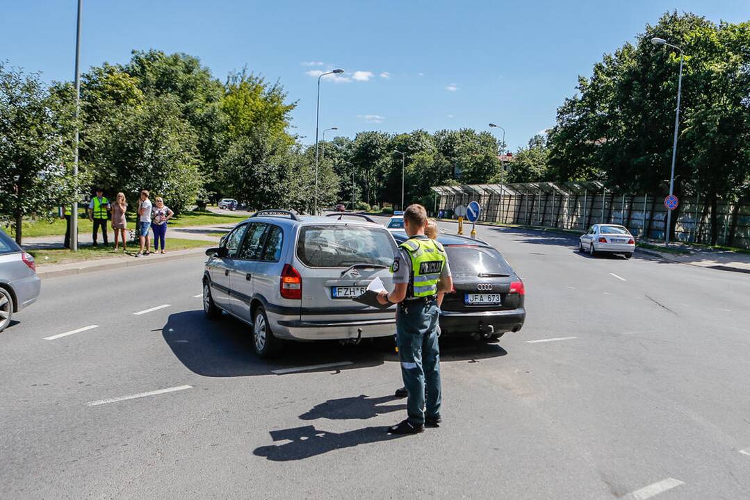 Avarija Priestočio ir Šaulių gatvių sankryžoje