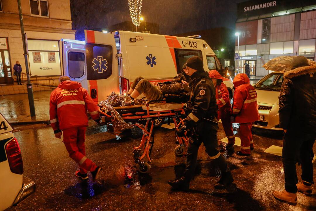 Pėsčiųjų perėjoje ties Lietuvininkų aikšte partrenktas žmogus