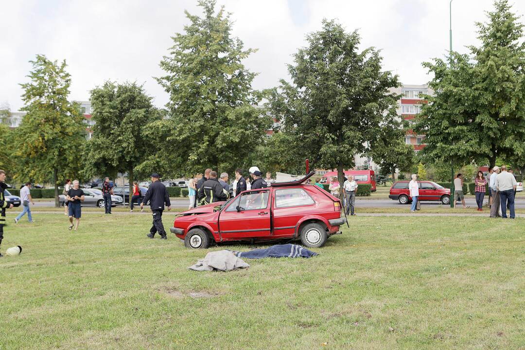 Klaipėdoje - tragiška avarija: žuvo du žmonės