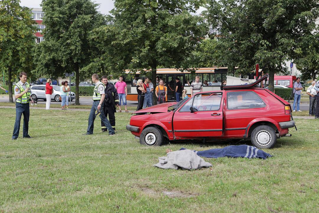 Klaipėdoje - tragiška avarija: žuvo du žmonės