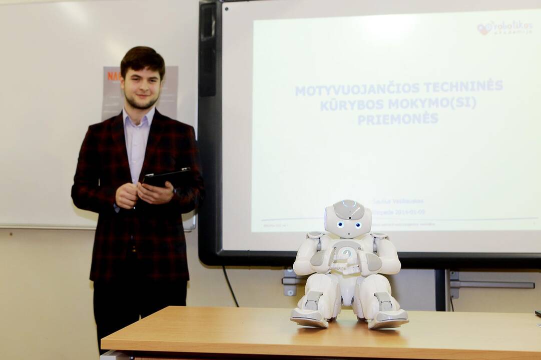 Klaipėdos universitetas bendradarbiaus su Robotikos akademija