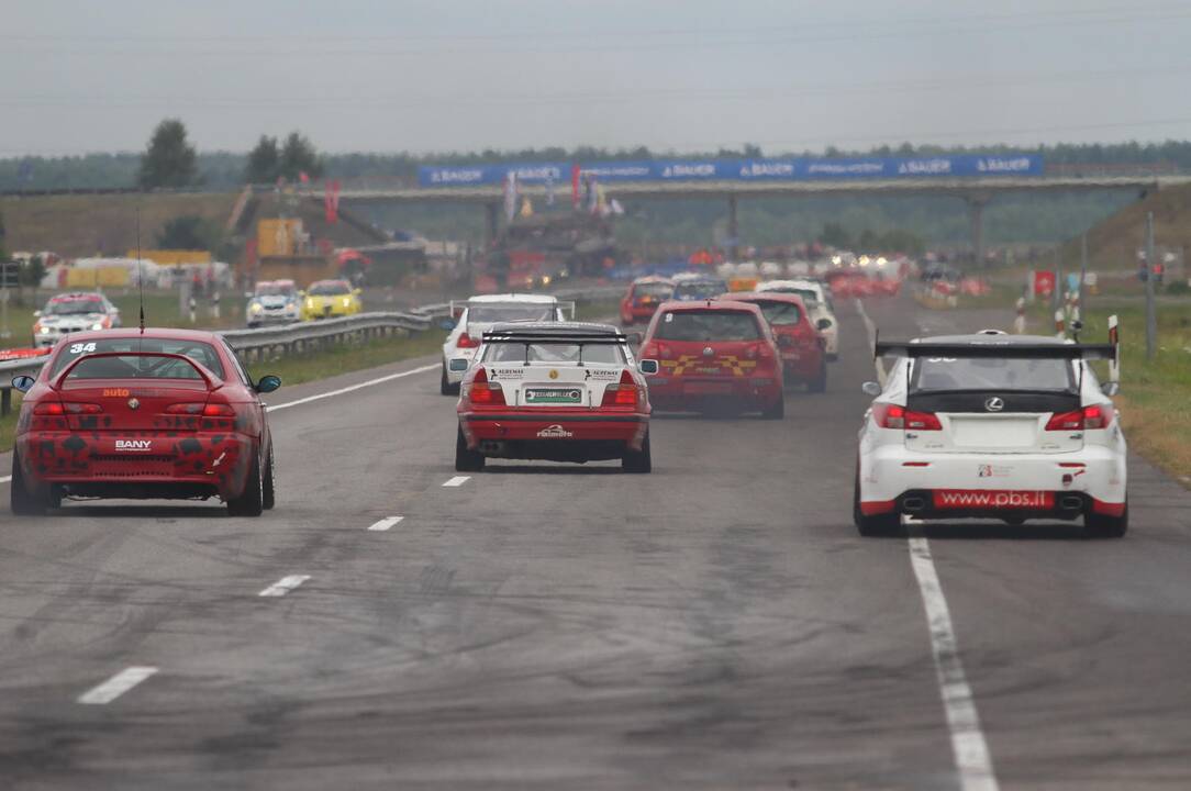 1000 kilometrų lenktynės