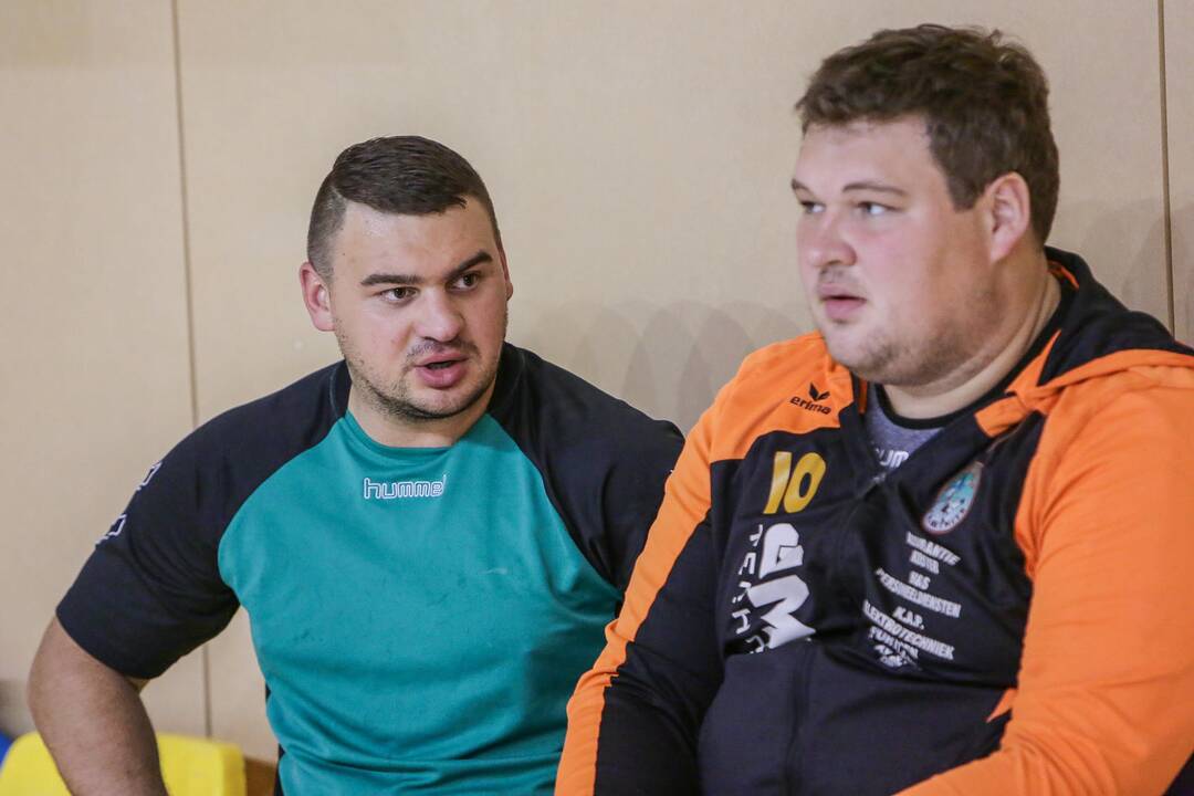Rankinio klubo "Dragūnas" treniruotė