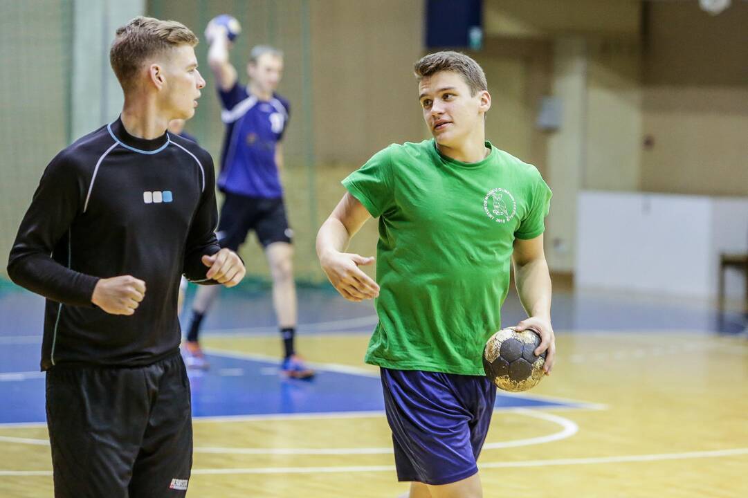 Rankinio klubo "Dragūnas" treniruotė