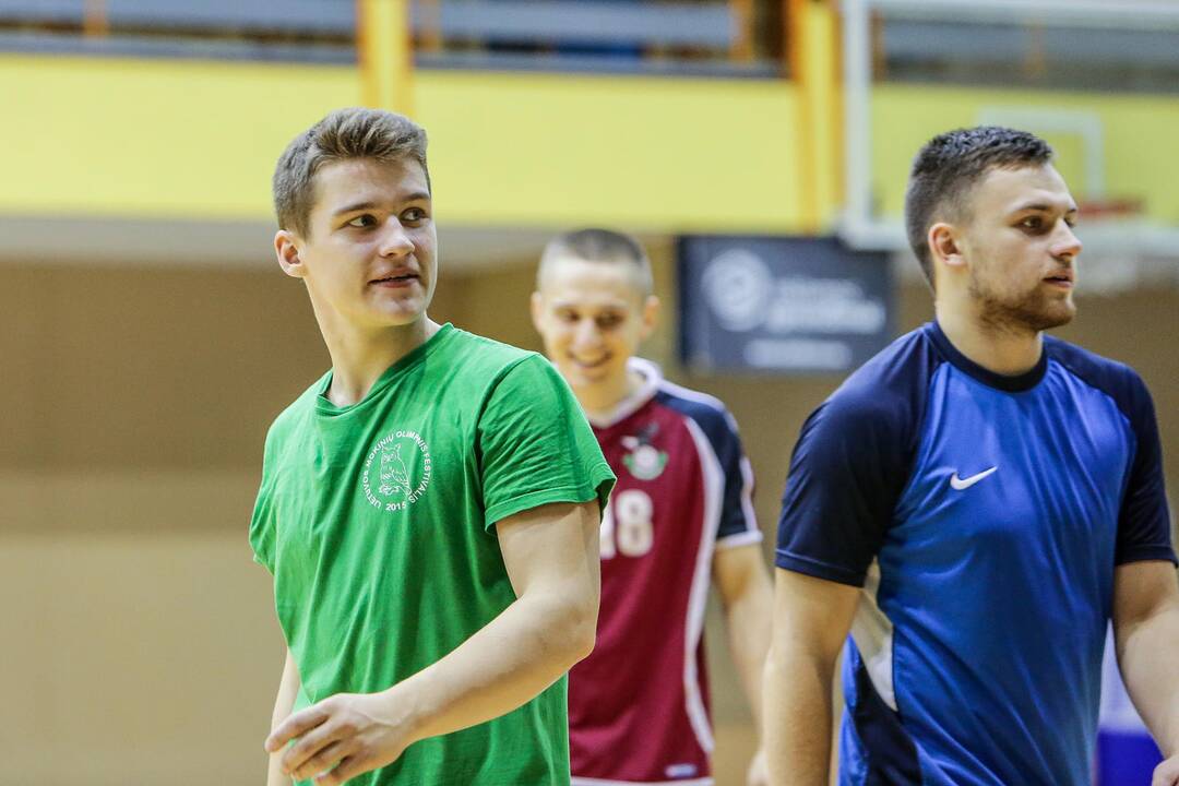 Rankinio klubo "Dragūnas" treniruotė