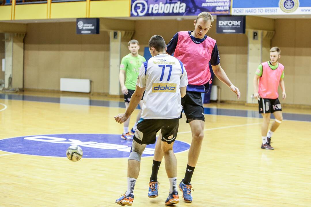 Rankinio klubo "Dragūnas" treniruotė