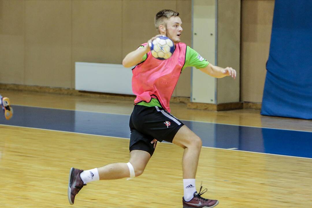 Rankinio klubo "Dragūnas" treniruotė