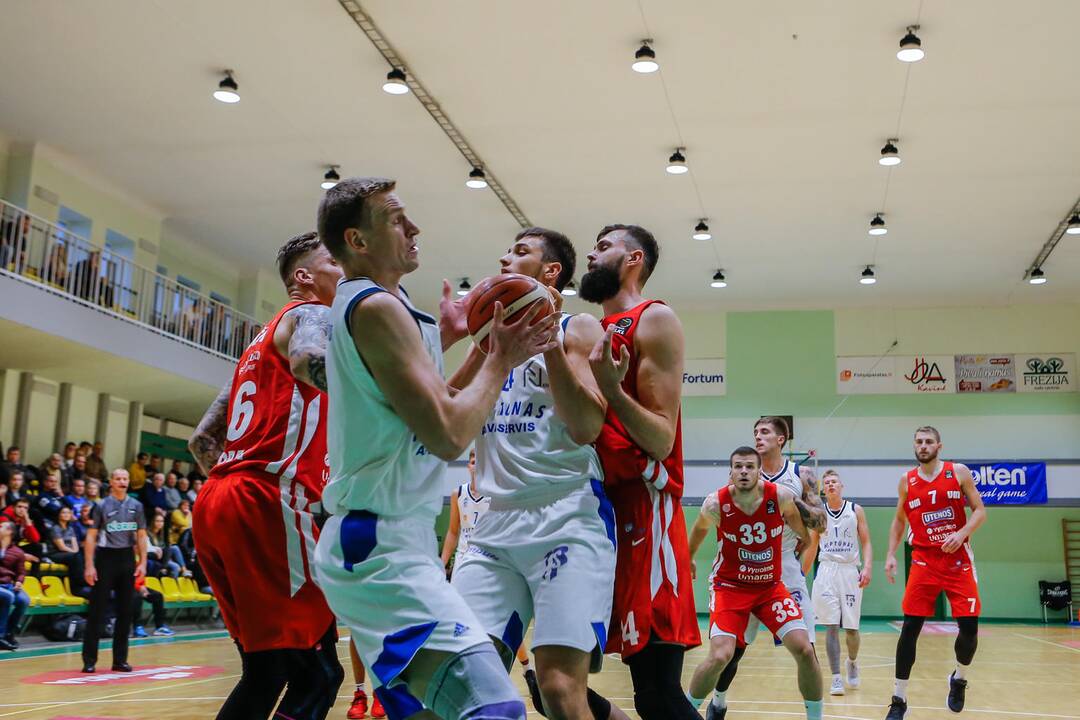 KMT: "Neptūnas-Akvaservis" - "Juventus" 64:81
