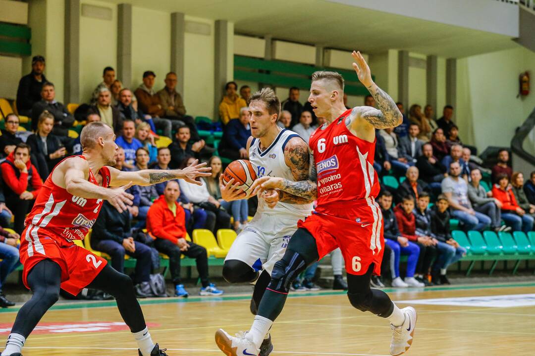 KMT: "Neptūnas-Akvaservis" - "Juventus" 64:81