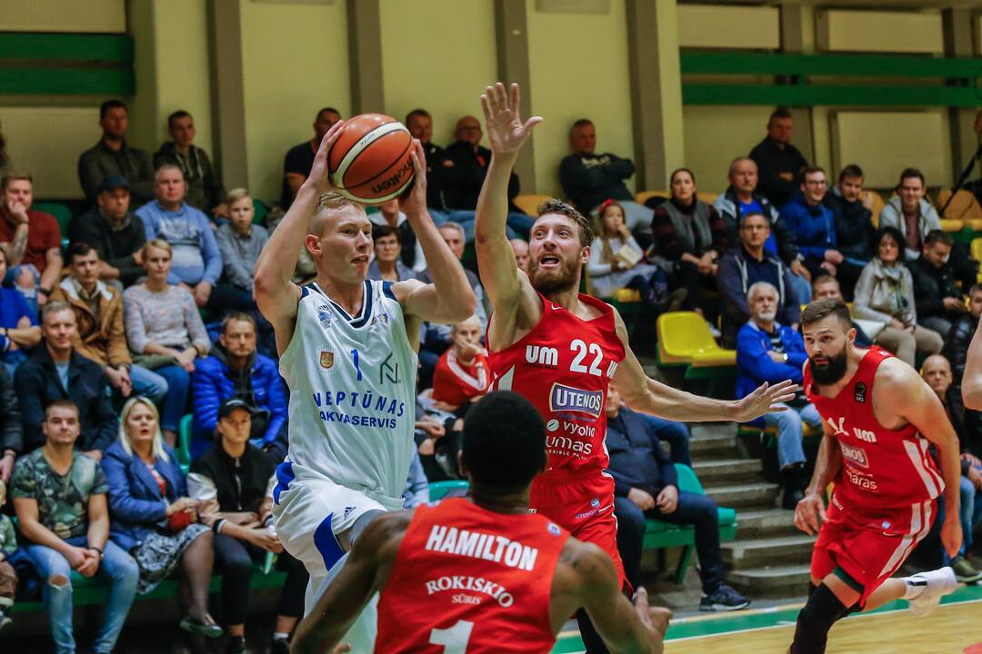 KMT: "Neptūnas-Akvaservis" - "Juventus" 64:81