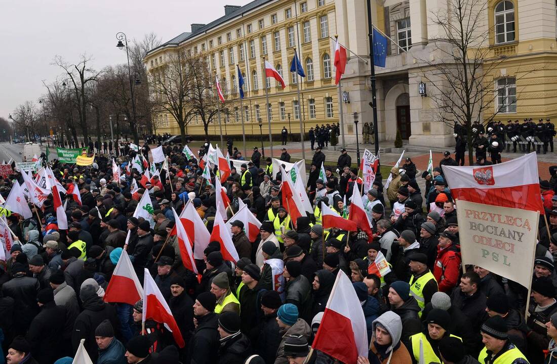 Lenkijos ūkininkai šturmavo Varšuvą