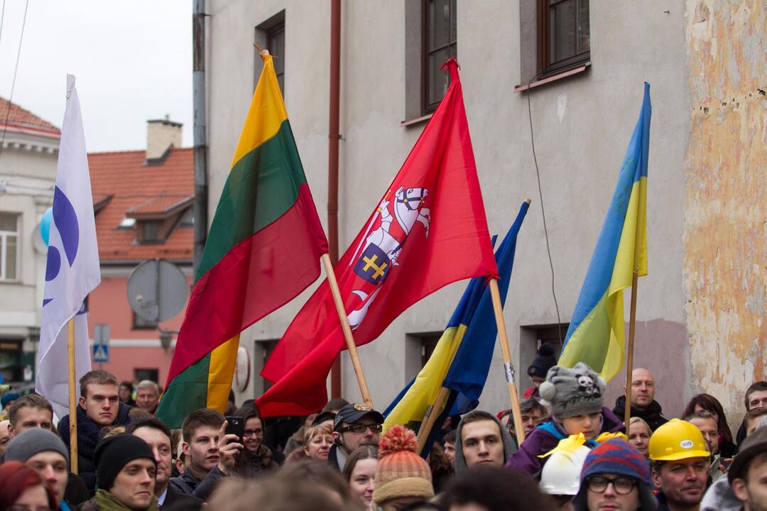 Sostinėje atidengta Užupio Respublikos Konstitucija ukrainiečių kalba