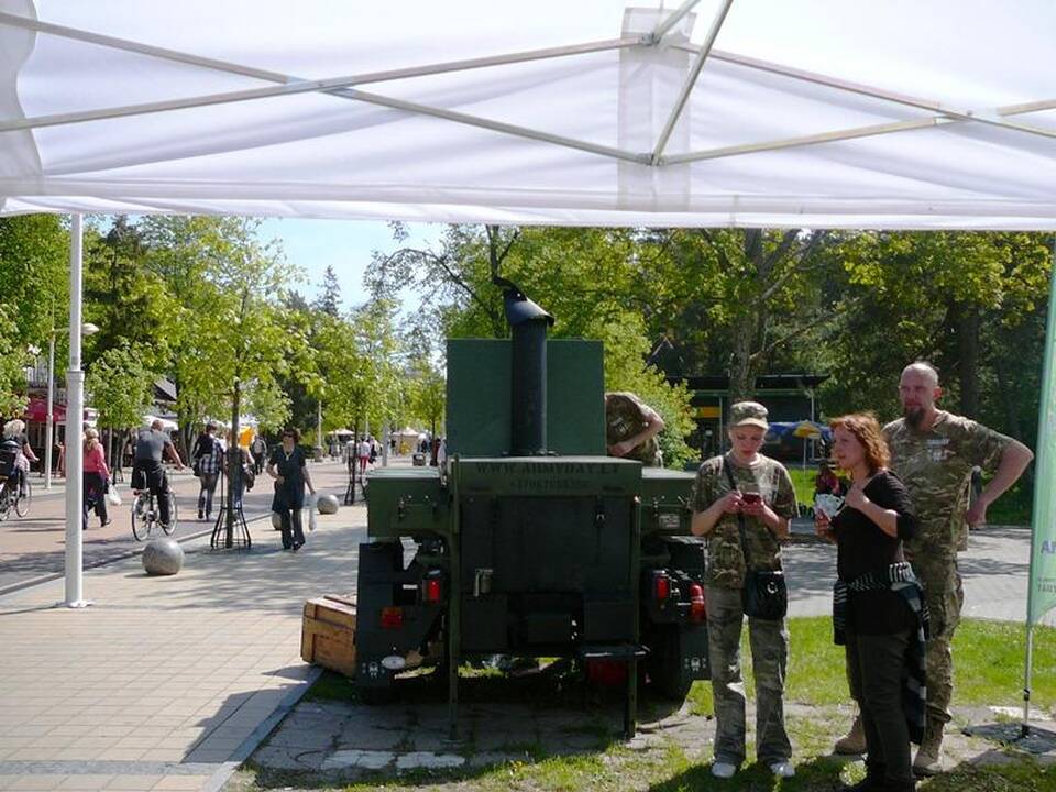 Vasaros pradžią paskelbusi Palanga šurmuliuoja šventiniu ritmu