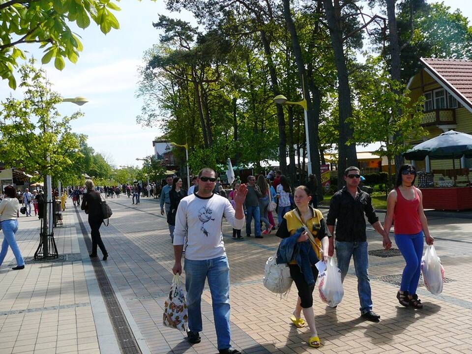 Vasaros pradžią paskelbusi Palanga šurmuliuoja šventiniu ritmu