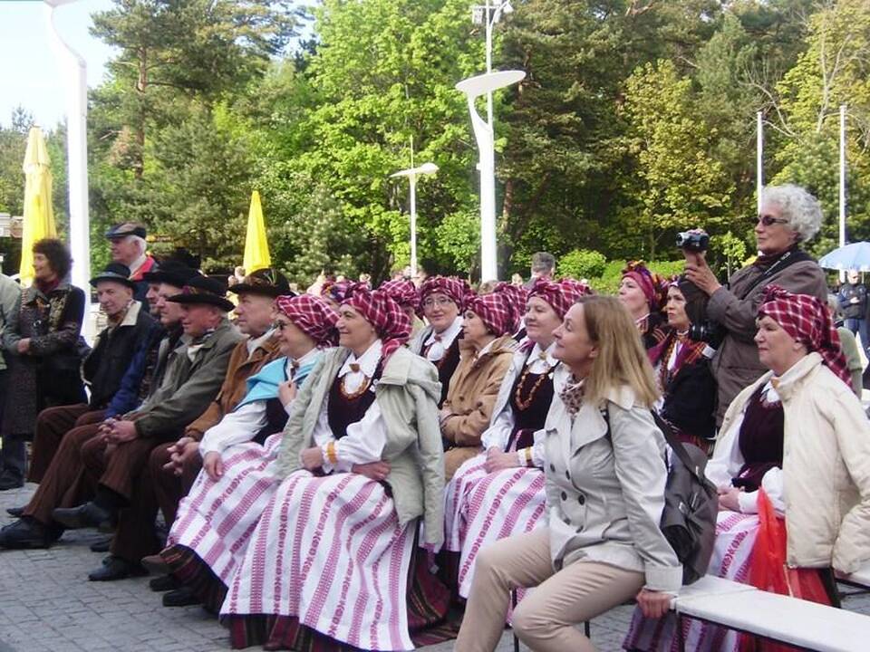 Vasaros pradžią paskelbusi Palanga šurmuliuoja šventiniu ritmu