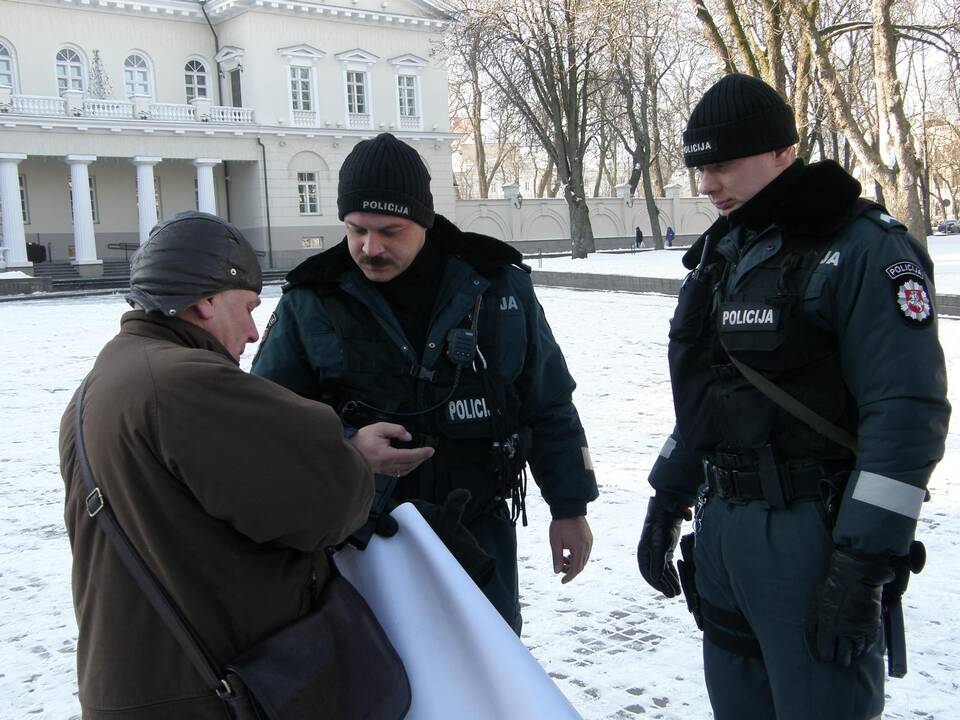 Prie prezidentūros – kauniečių ir pakaunės gyventojų protestas prieš „Fortum“