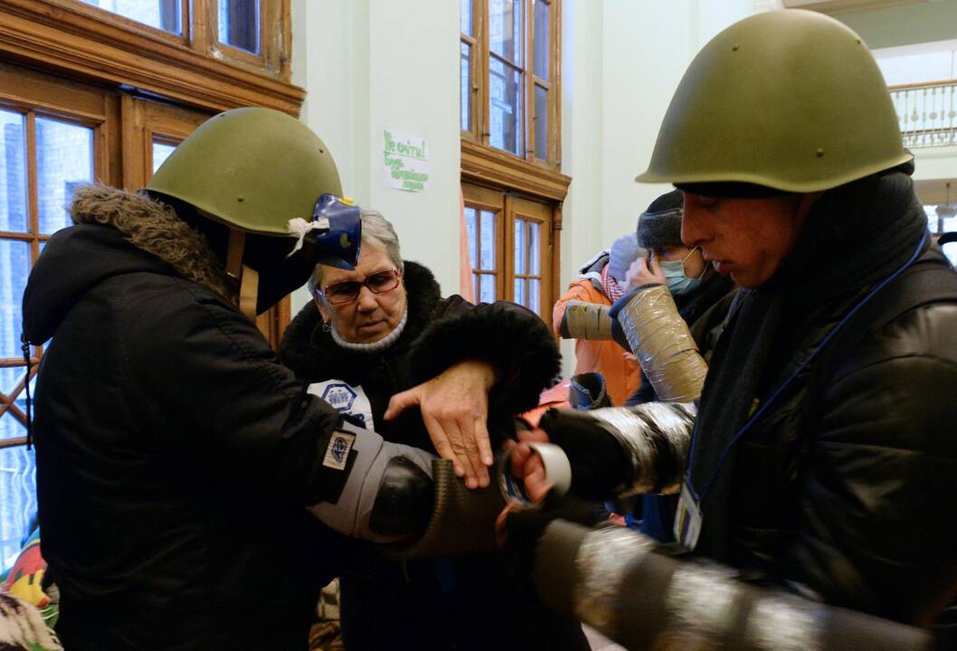 Kijeve protestuotojus ir spec. pajėgas paveikė šaltukas