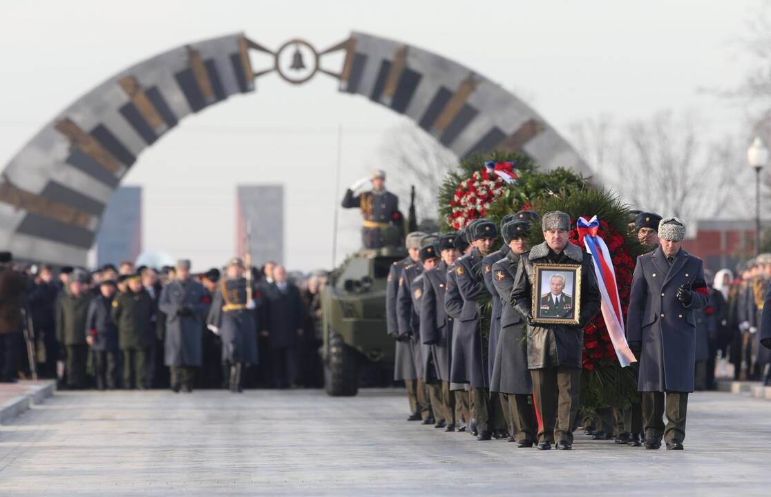 Ginklų konstruktorių M. Kalašnikovą prisimenant