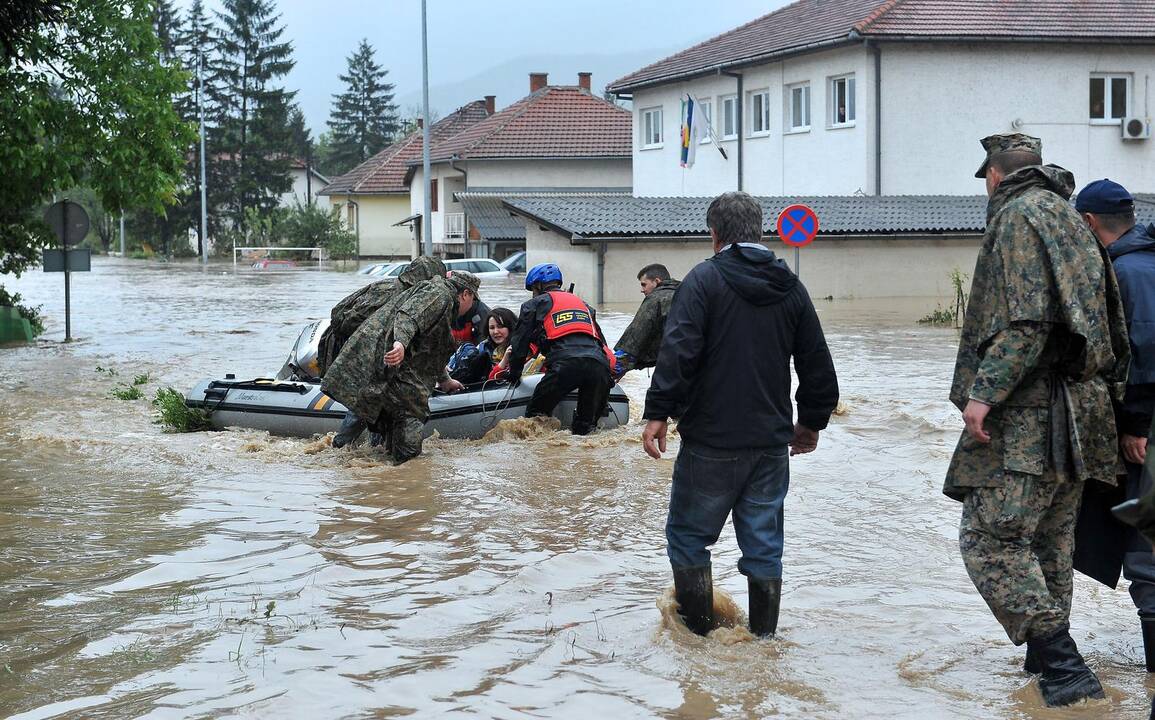 Katastrofiškas potvynis Balkanuose jau nusinešė 7 gyvybes