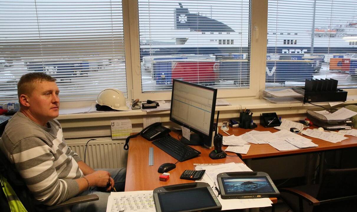 Naujovė: skaitmeniniai uosto vartai krovininiam transportui į jūrų keltus.