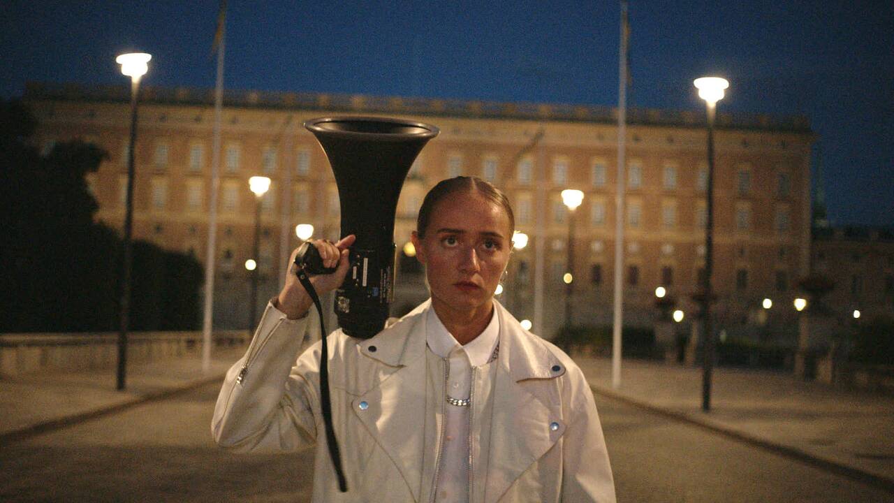 Silvana Imam