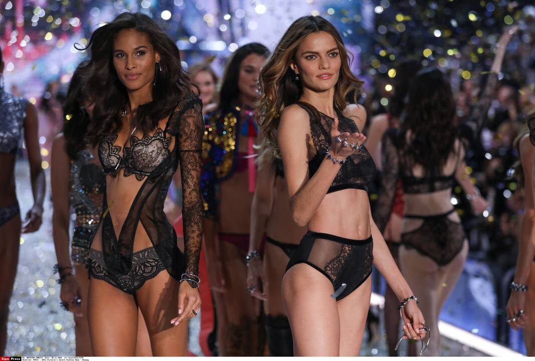 „Victoria's Secret“ šou Paryžiuje