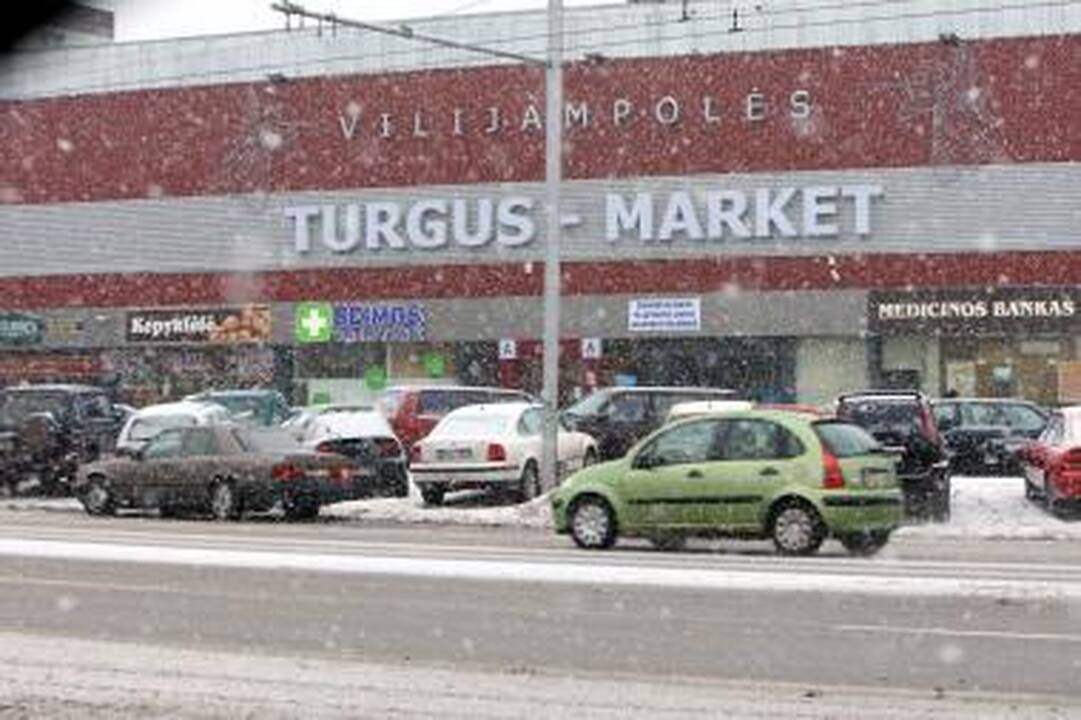 Prie Vilijampolės turgaus parkavimo vietų nepadaugės  