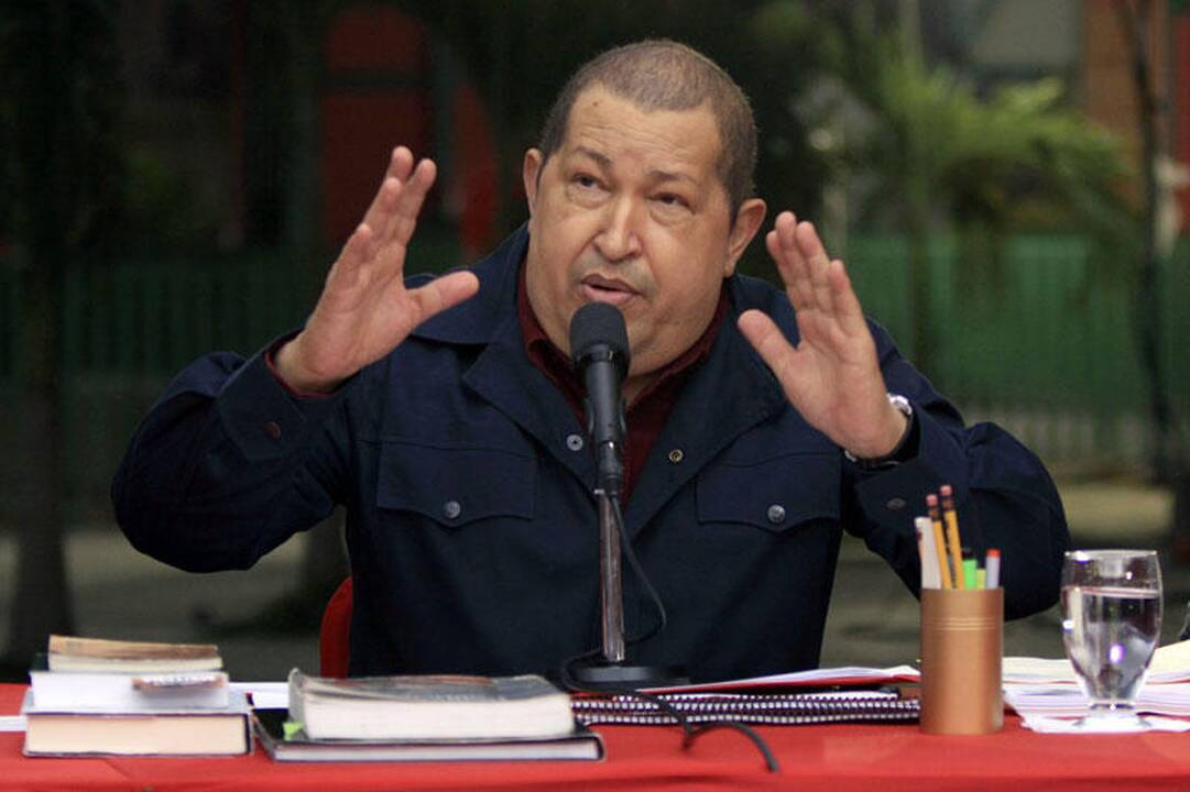 H.Chavezas įtaria JAV sukeliant vėžį Lotynų Amerikos lyderiams