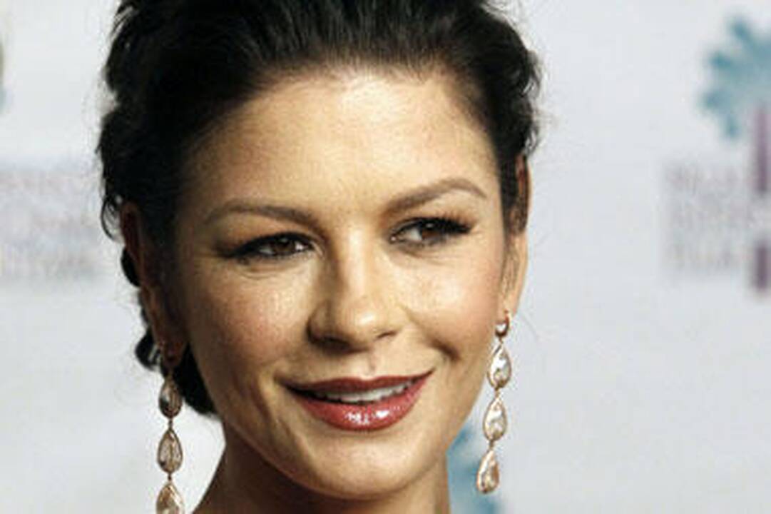 Aktorė C.Zeta-Jones gydoma dėl maniakinės depresijos
