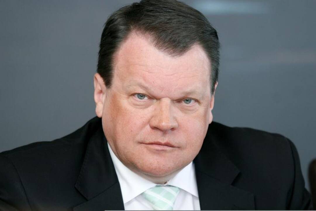 A.Paleckio bylą nagrinėjantis teismas nutarė prašyti medžiagos iš Sausio 13-osios bylos