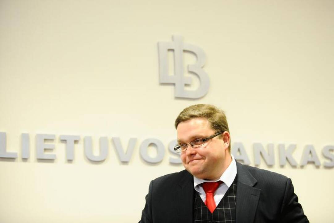 V. Vasiliauskas: perimti Ūkio banko turtą norėtų ir „Swedbank“