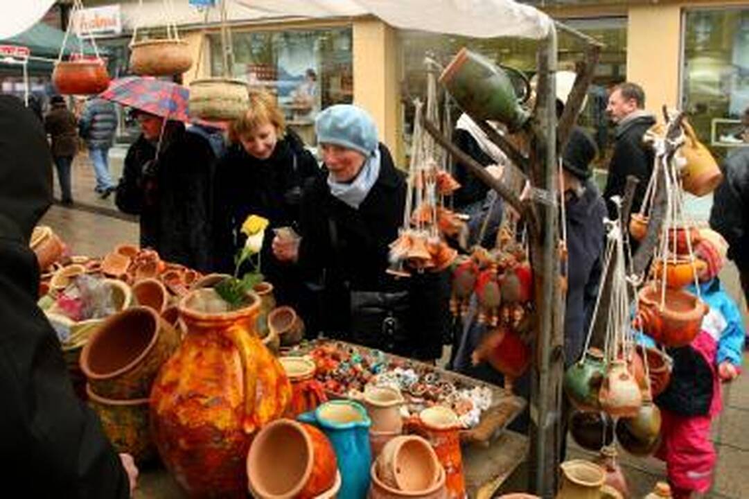 Kazimiero mugėje neleis prekiauti kiču