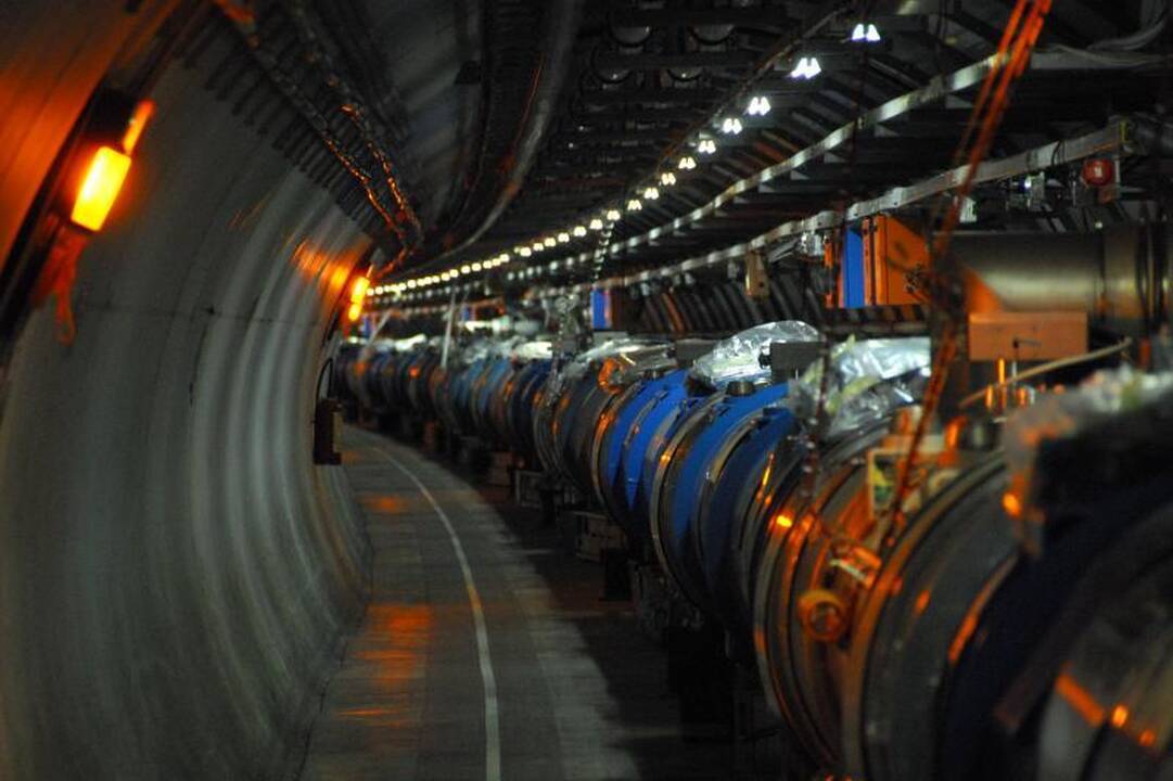 Po 25 metų sustabdytas dalelių greitintuvas „Tevatron“