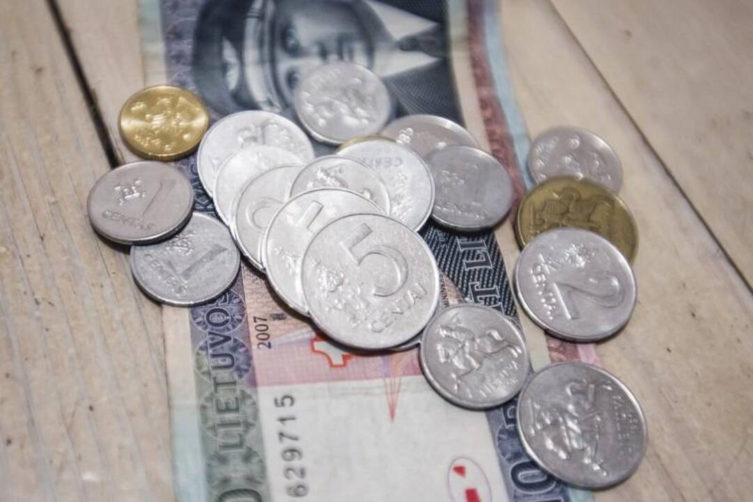 Kitais metais A. Butkevičius žada didesnes algas biudžetininkams