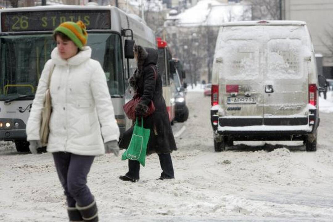 Sniego stichija siaučia, Vilniaus gatvės nevalomos (papildyta)