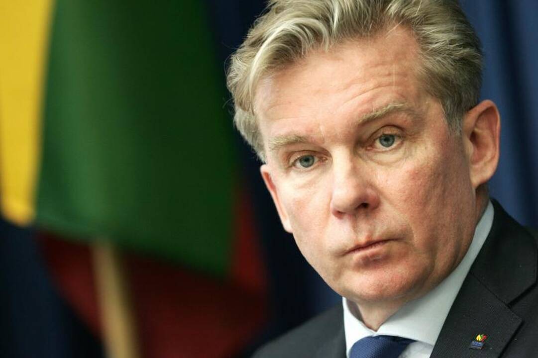 Opozicija nebeinicijuos interpeliacijos dviem ministrams (papildyta)