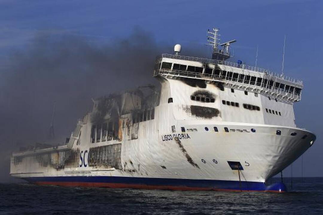 Kelto „Lisco Gloria“ gaisro priežastis tiria trys šalys