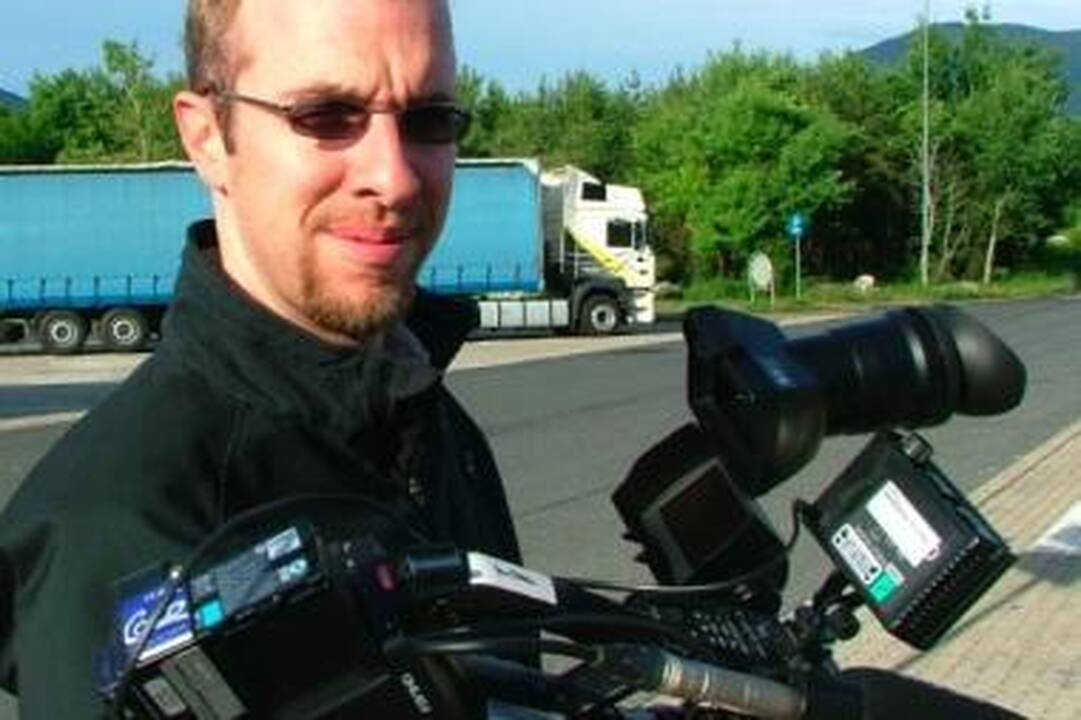 Mobiliųjų telefonų detektyvą pristatys pats T.Jabari