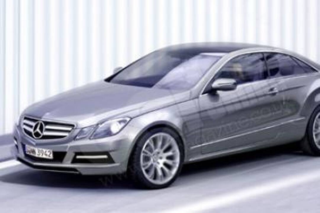 Dvidurė  „Mercedes" naujiena