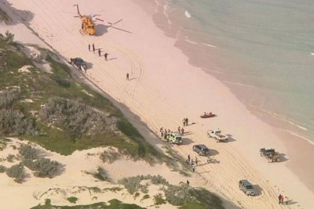Australijoje ryklys sudraskė banglentininką