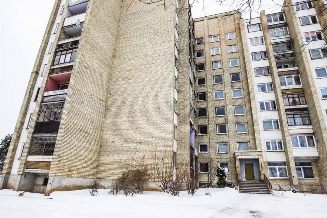 Gaisras bendrabutyje: dėl skalbimo mašinos gedimo apdegė butas