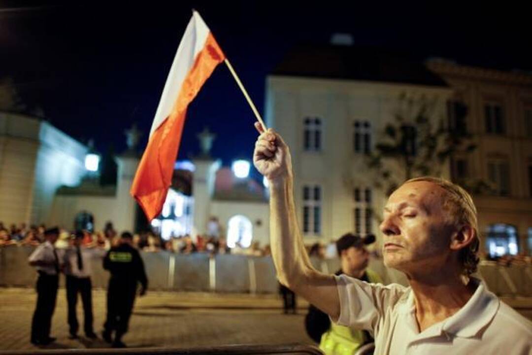 Dauguma lenkų rinkėjų vadovaujasi populistinėmis nuotaikomis
