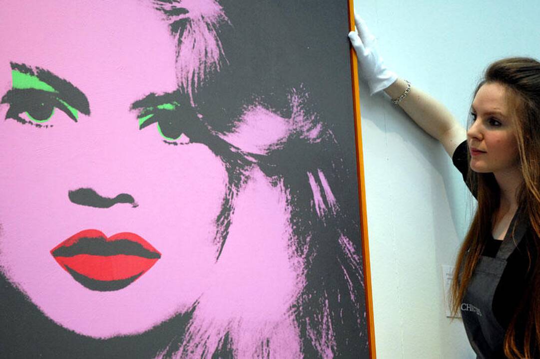 Aukcione bus parduodamas A.Warholo sukurtas aktorės B.Bardot portretas