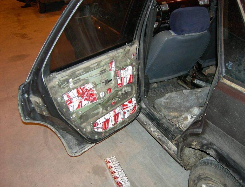 Kybartuose sulaikyta trečdalis milijono kontrabandinių cigarečių