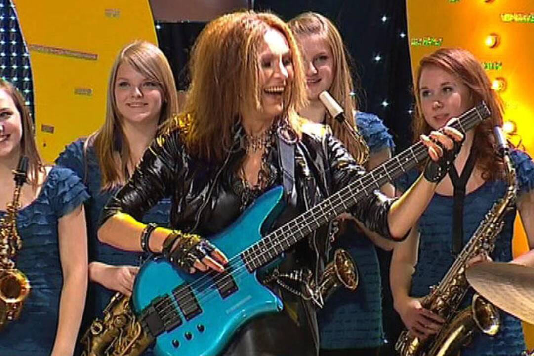 Elegantiškoji Eglė Juozapaitienė kardinaliai pakeitė įvaizdį