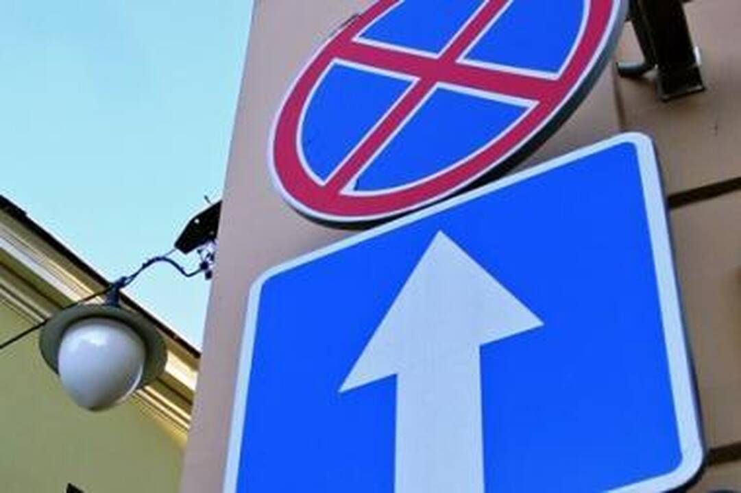 Siūlo Verkių gatvėje padaryti vienpusį eismą ir dviračių taką