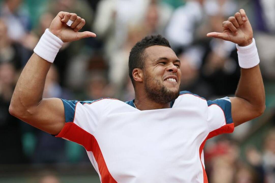 Vimbldone į pusfinalį iškopė A.Murray'us ir J.Tsonga