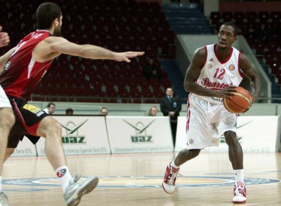 „Lietuvos rytas“ be gailesčio sutryptas Sankt Peterburge